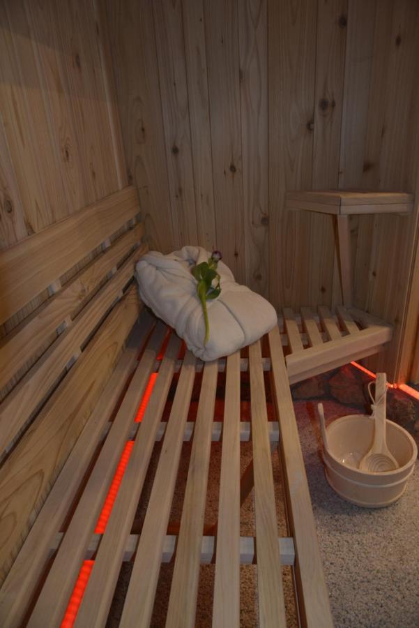 Eifel Kate, Relaxen Mit Sauna Und Whirlpool Dahlem  Exteriér fotografie